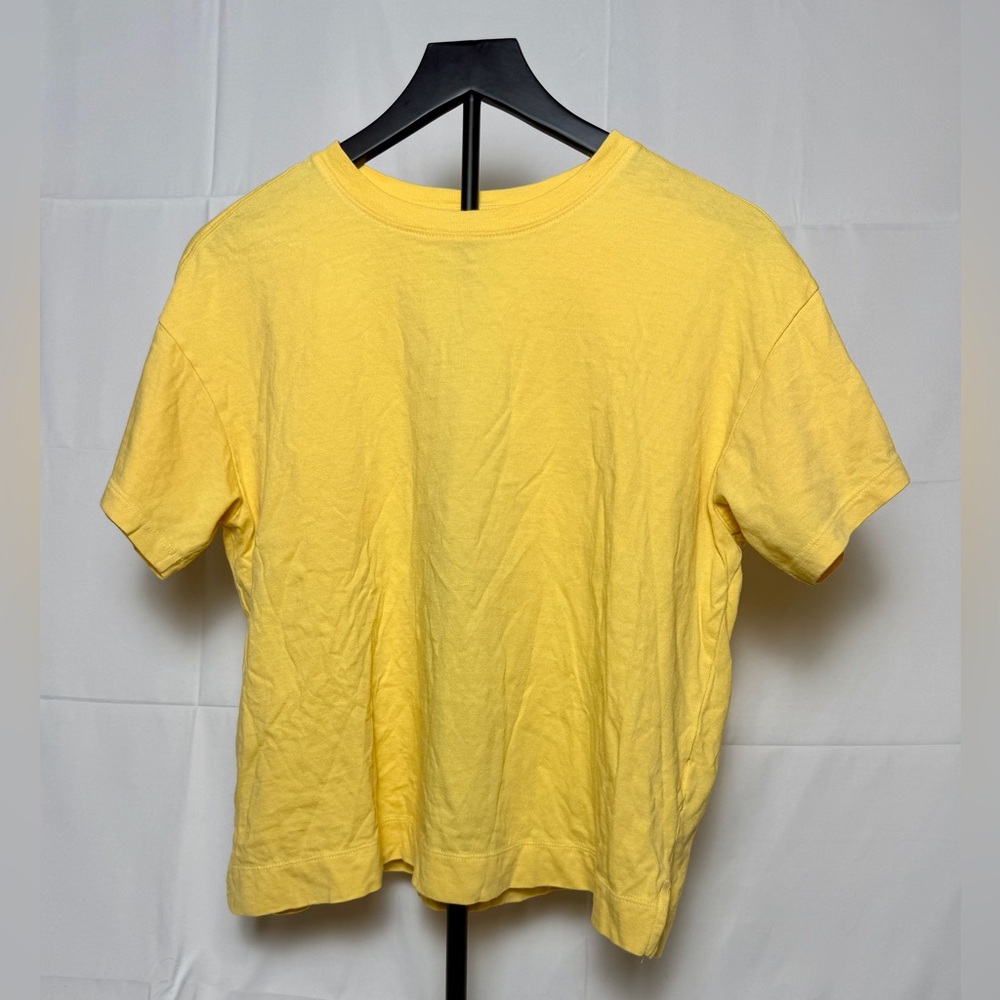 Old Navy Women’s Yellow Basic Vintage Crew-Neck T-Shirt